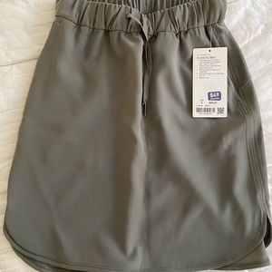 Lululemon on the fly skirt